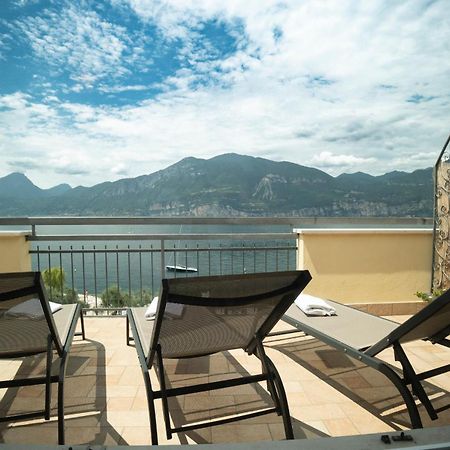 Penthouse Casa Alkea Masse Lake View Бренцоне сул Гарда Екстериор снимка