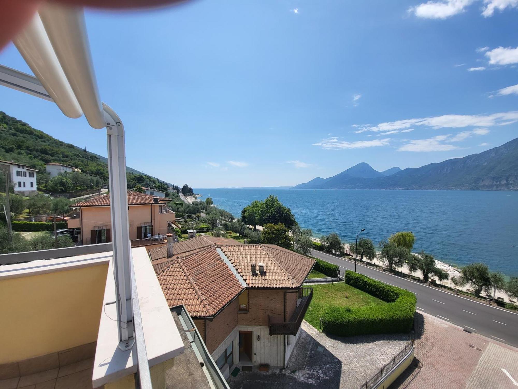 Penthouse Casa Alkea Masse Lake View Бренцоне сул Гарда Екстериор снимка
